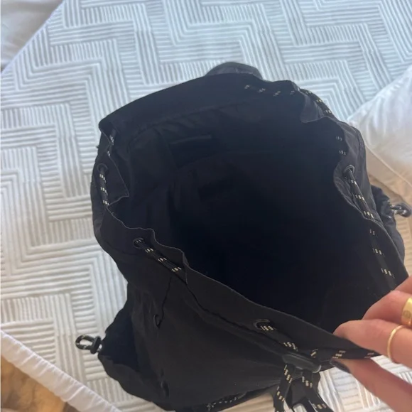 Black BEIS Backpack- new with tags - Picture 3 of 3